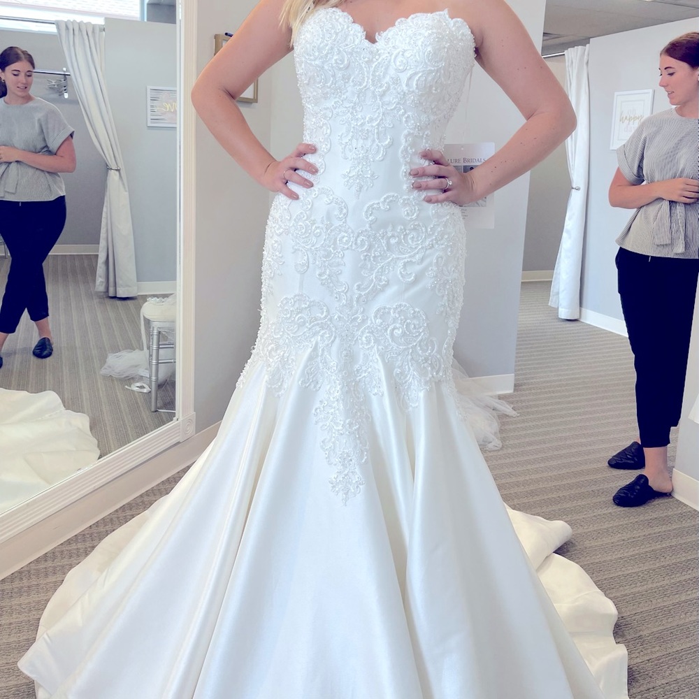 Allure gown NEVER WORN
